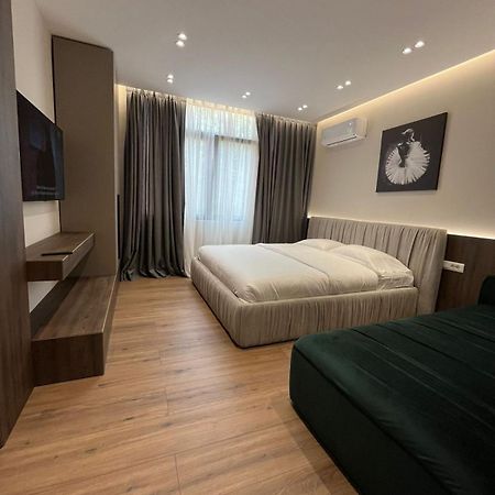 Lux Stay Tirana Zewnętrze zdjęcie