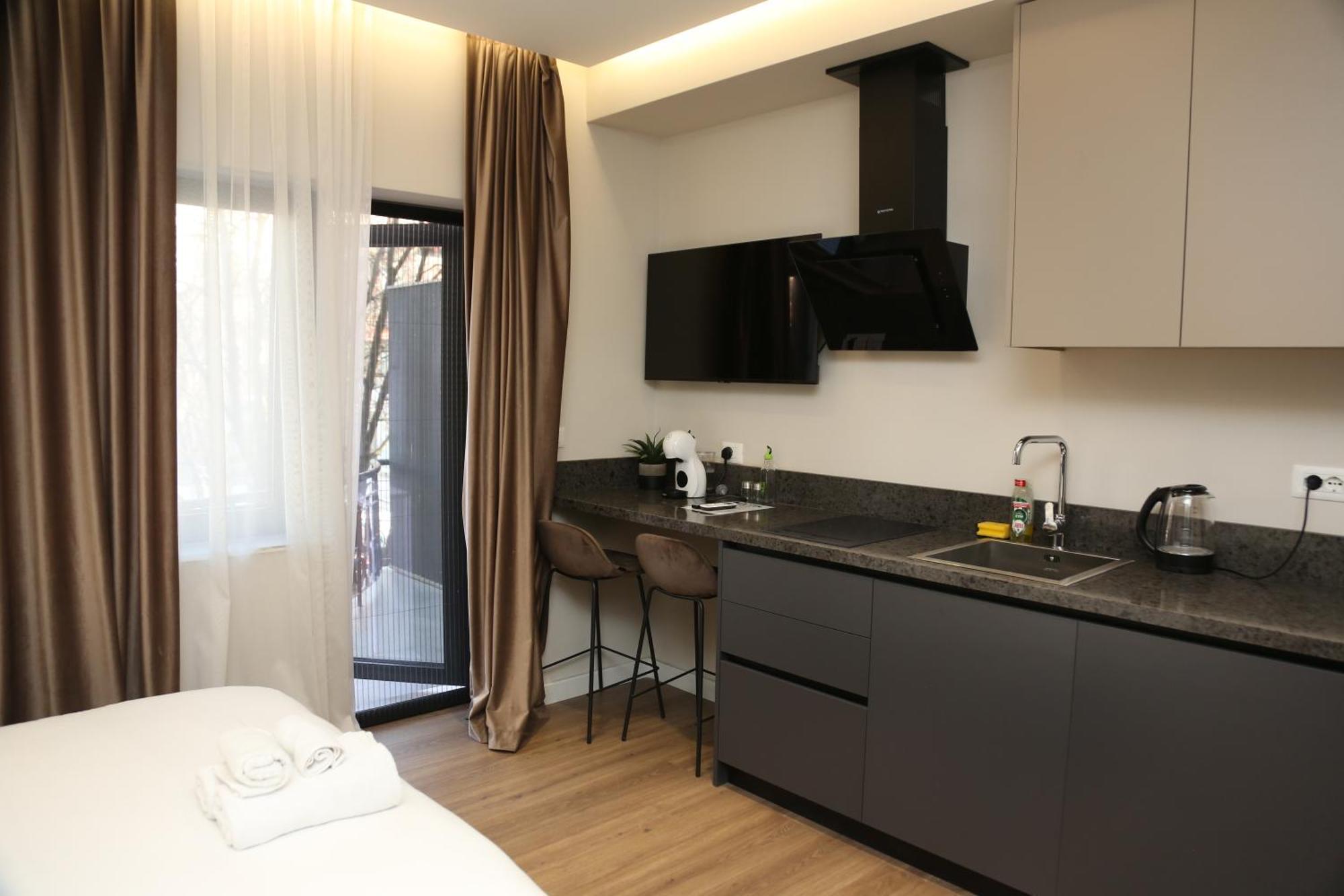 Lux Stay Tirana Zewnętrze zdjęcie